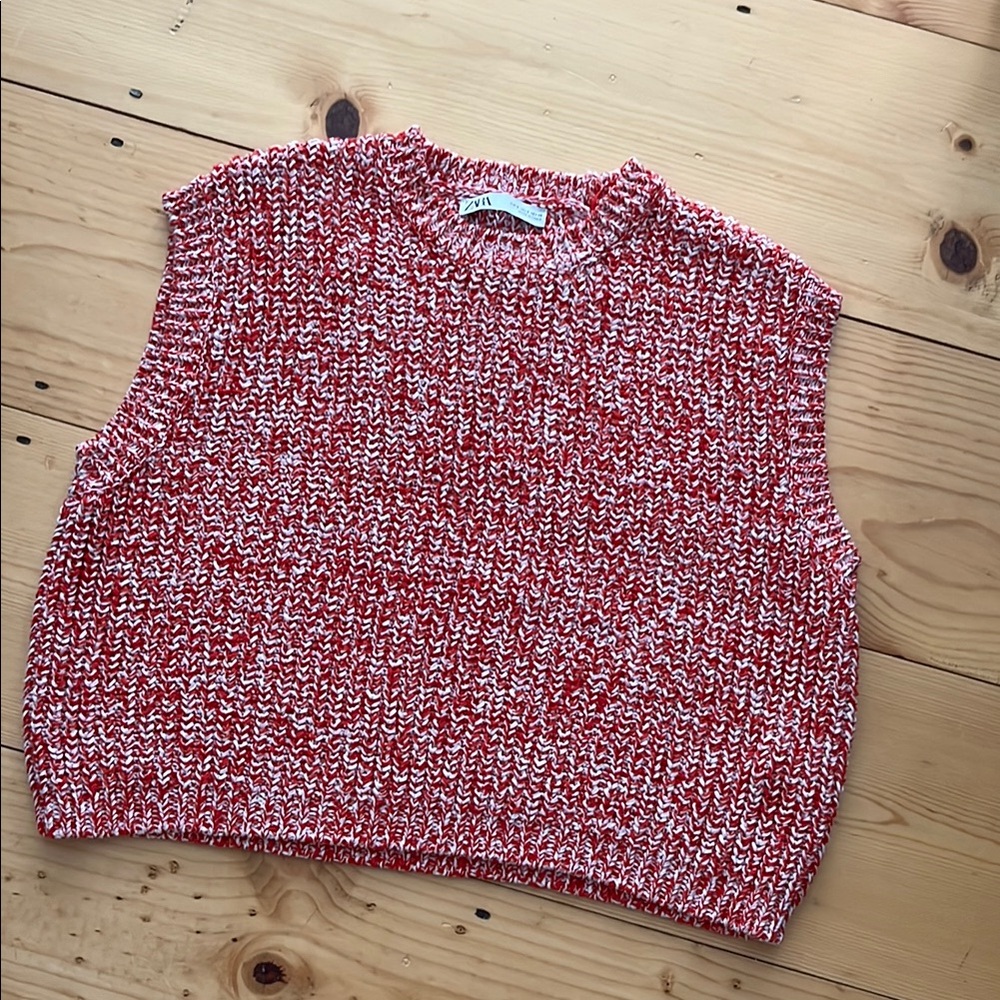Zara Red and White Crew Neck Sweater